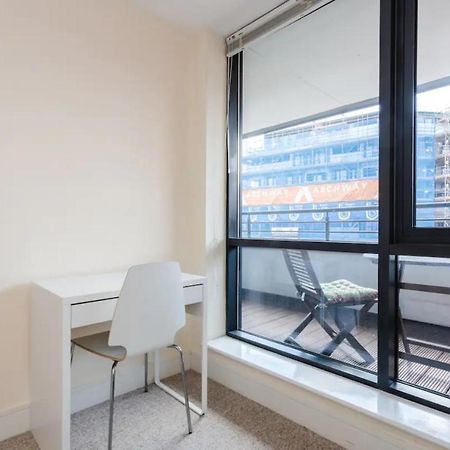 Vivid 2 Bedroom Apartment in Central Londen Buitenkant foto