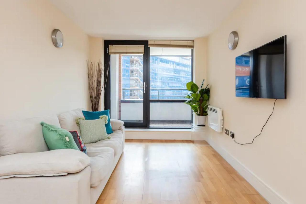 Vivid 2 Bedroom Apartment in Central Londen Buitenkant foto