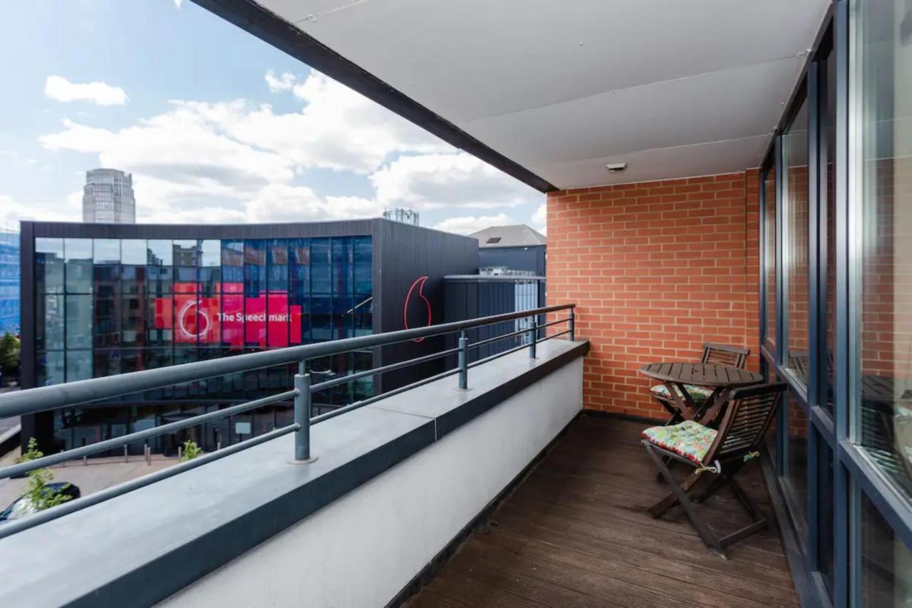 Vivid 2 Bedroom Apartment in Central Londen Buitenkant foto