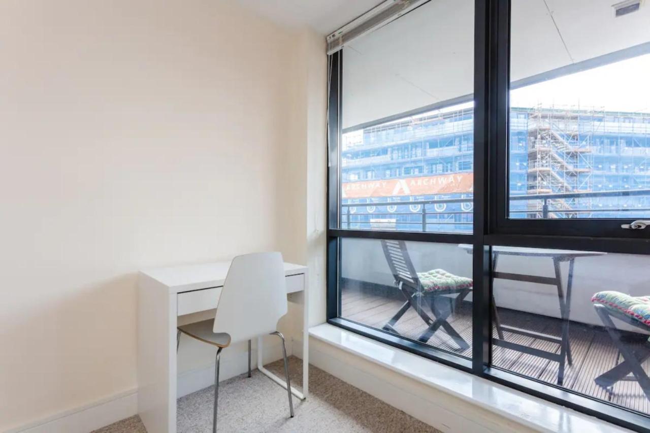 Vivid 2 Bedroom Apartment in Central Londen Buitenkant foto