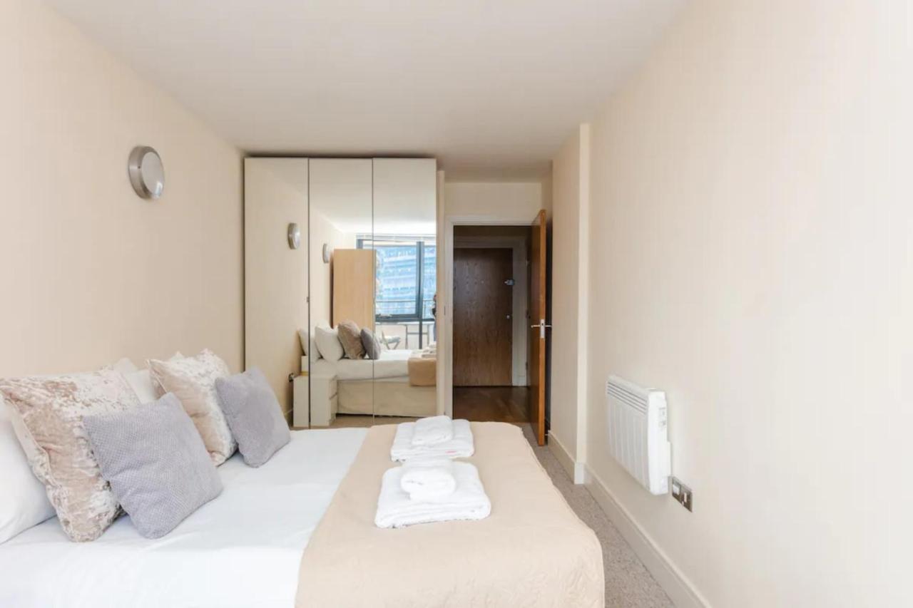 Vivid 2 Bedroom Apartment in Central Londen Buitenkant foto
