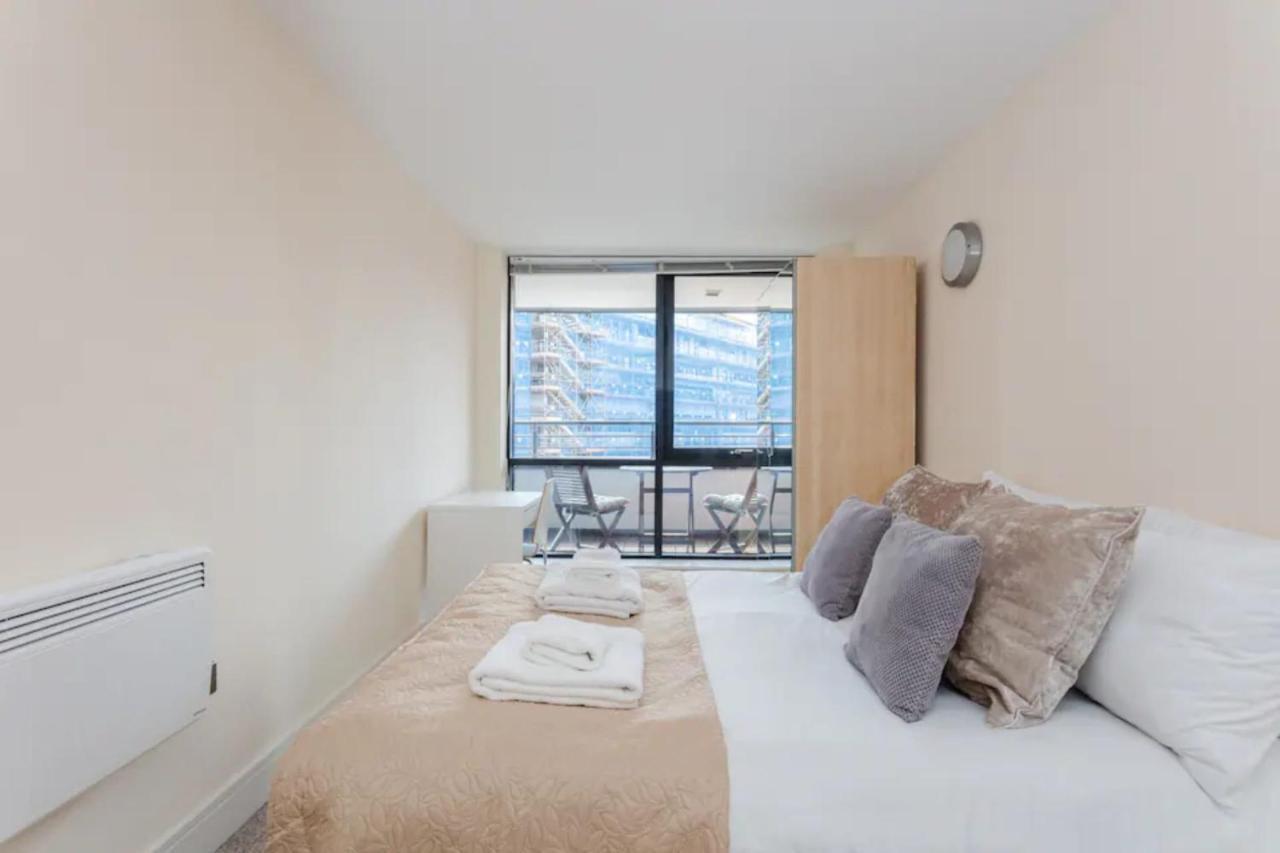 Vivid 2 Bedroom Apartment in Central Londen Buitenkant foto